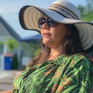 Steve Madden tropical woman’s hat